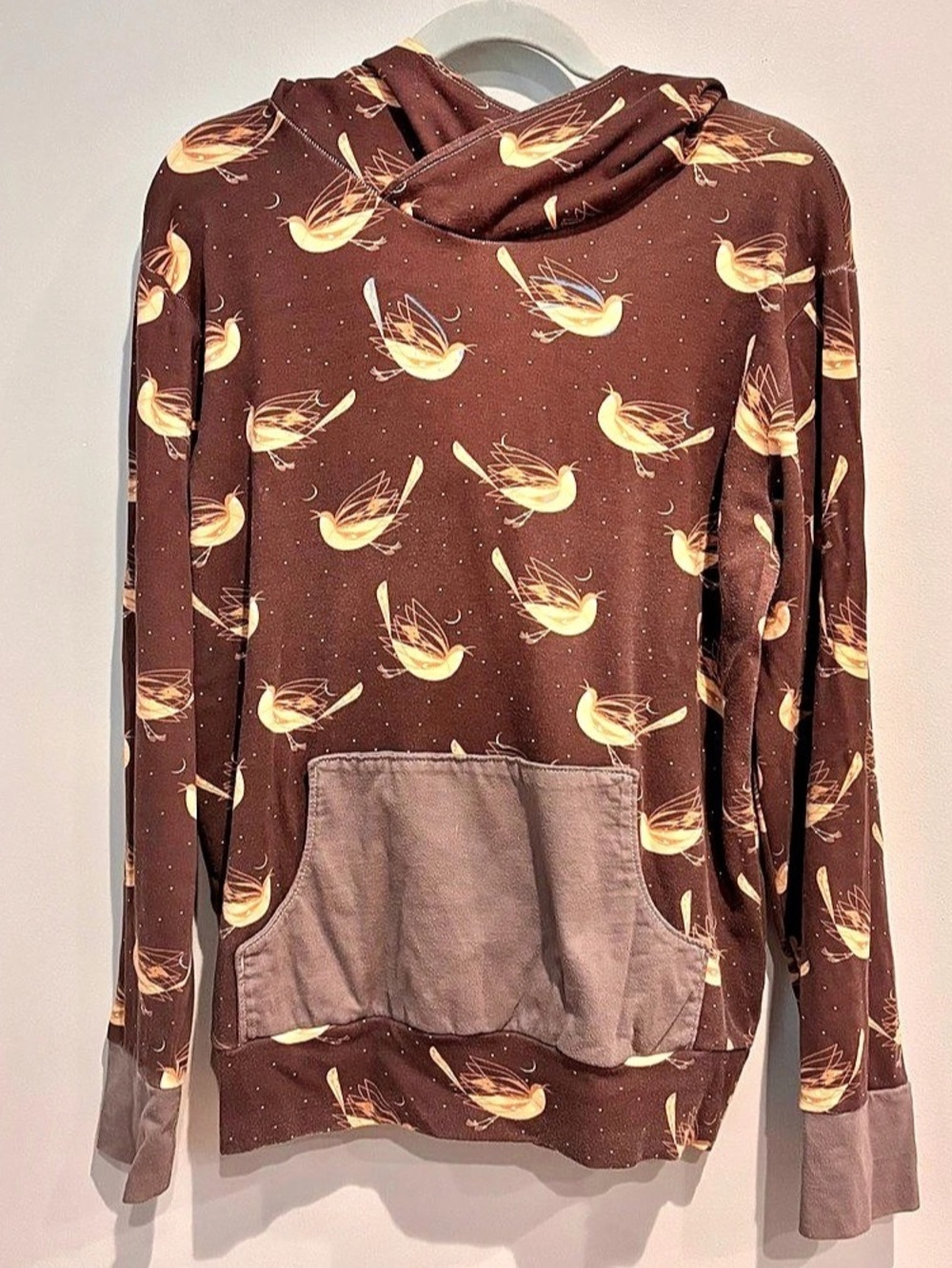 Mama Hen Brown Bird Print Crossover Pullover Hoodie Size M Made in USA